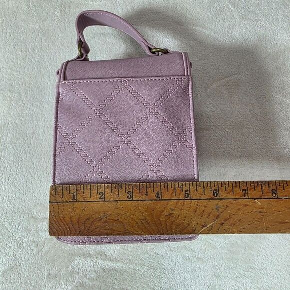 Frye & Co Cellie Crossbody Bag Lavender Faux Leather Phone Purse CC Slot 2 Pocke - Picture 7 of 8